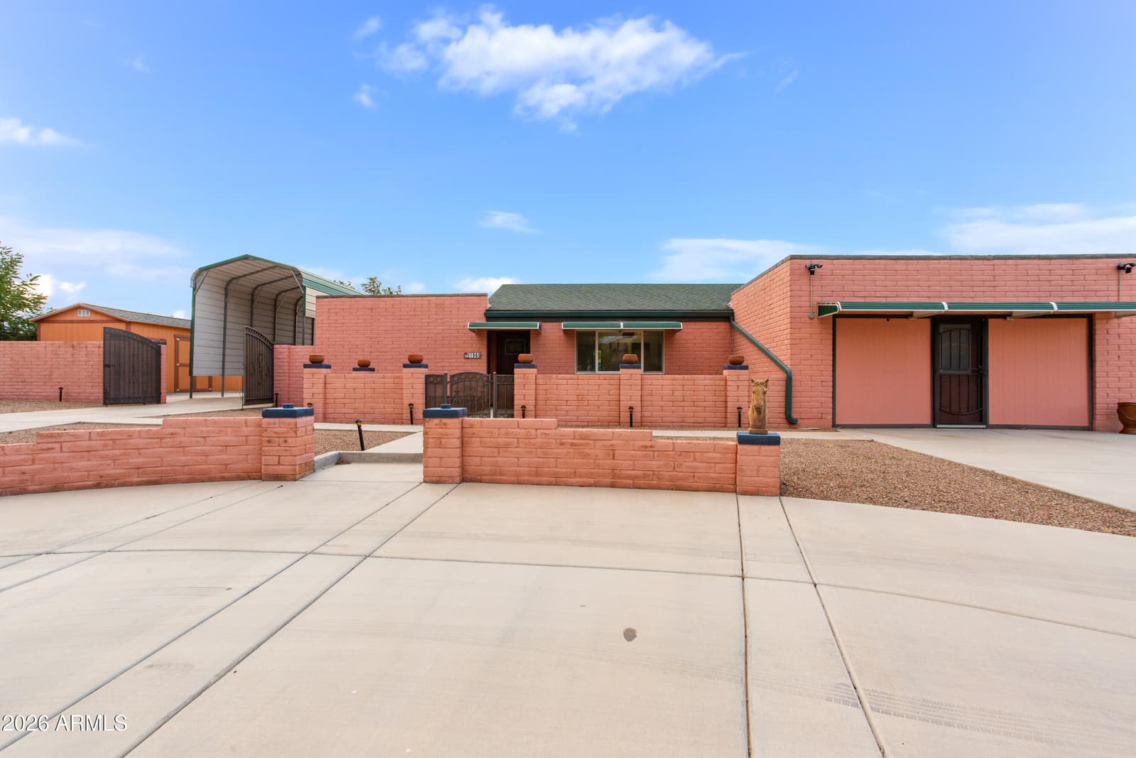 1965 E PICCADILLY Drive, Sierra Vista, AZ 85635 — photo 4 of 50
