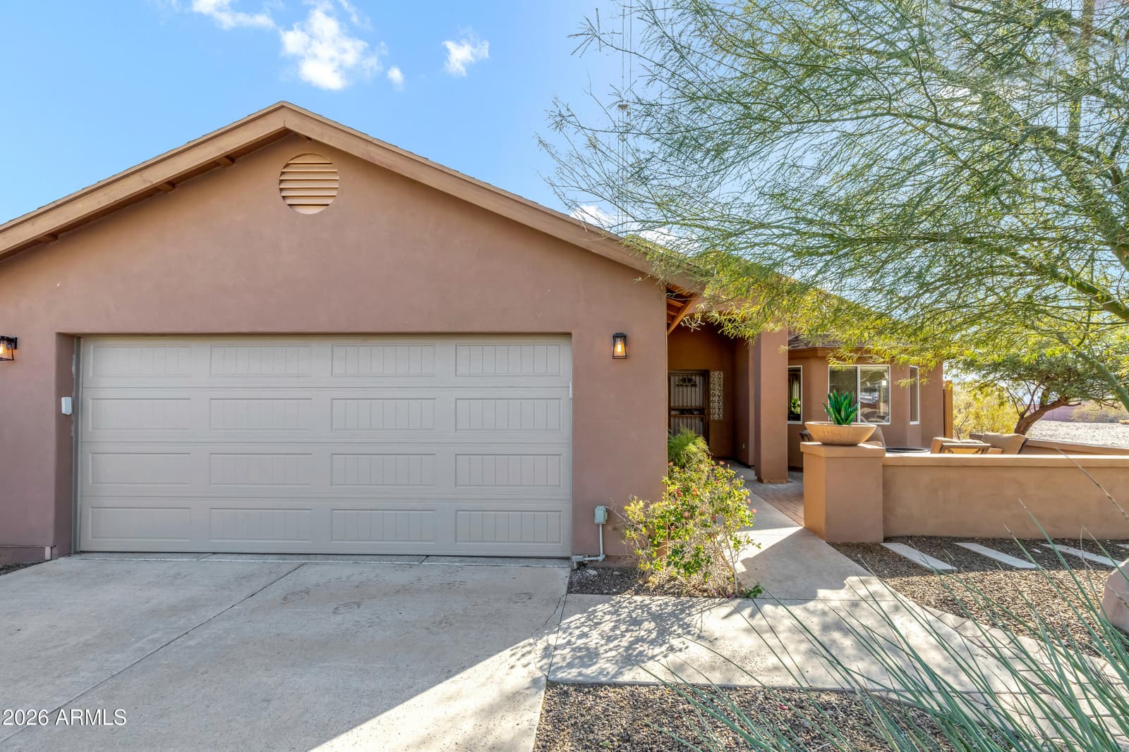 1329 E MESCAL Street, Phoenix, AZ 85020 — photo 1 of 35