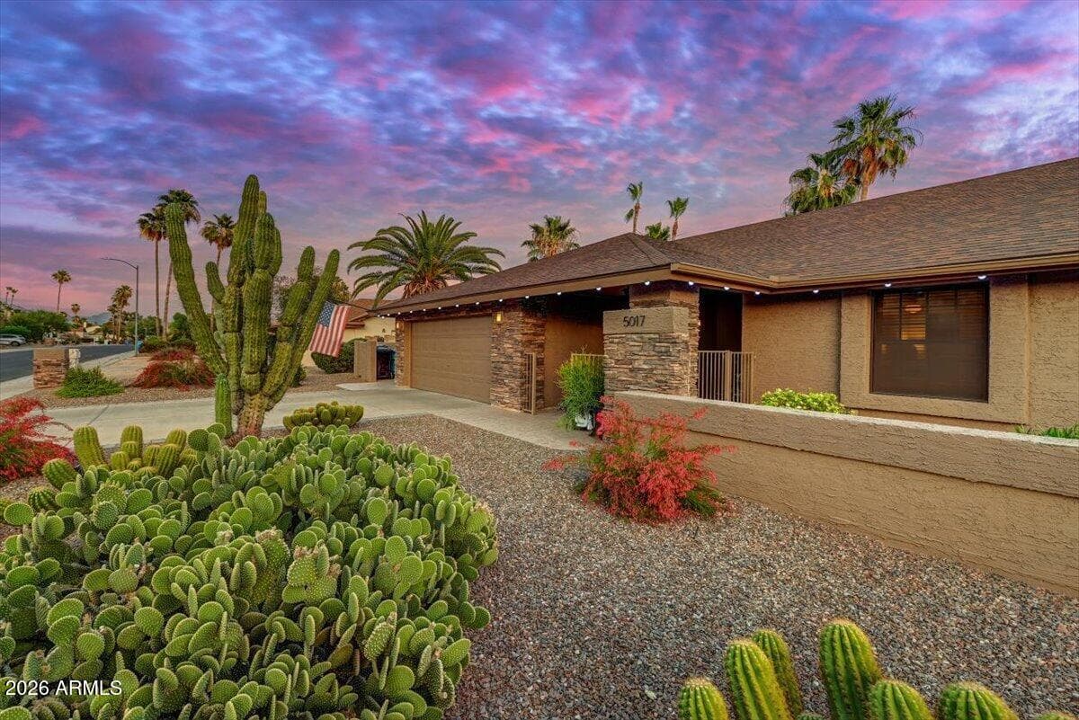 5017 E Le Marche Avenue, Scottsdale, AZ 85254 — photo 4 of 34
