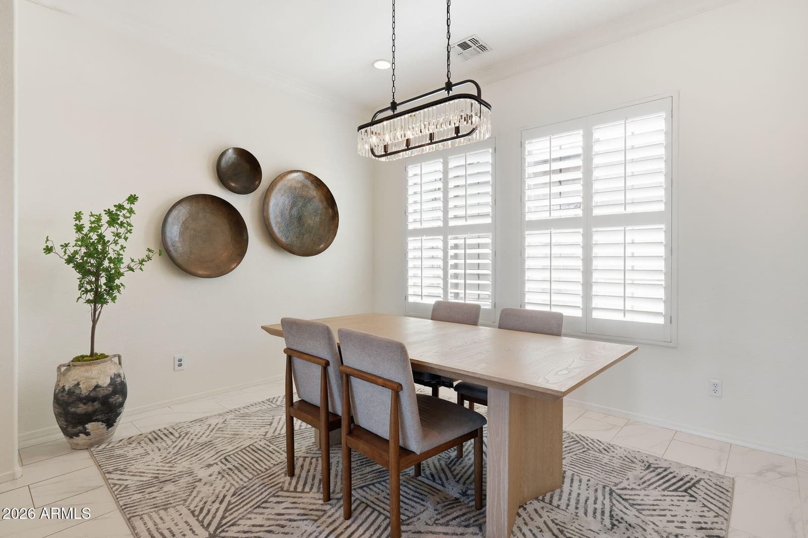 2402 E EVERGLADE Court, Chandler, AZ 85249 — photo 14 of 47