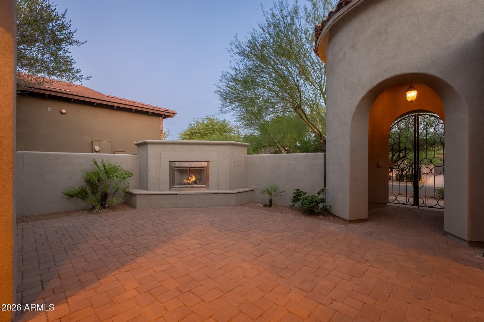 9400 E DESERT VILLAGE Drive, Scottsdale, AZ 85255 — photo 6 of 48