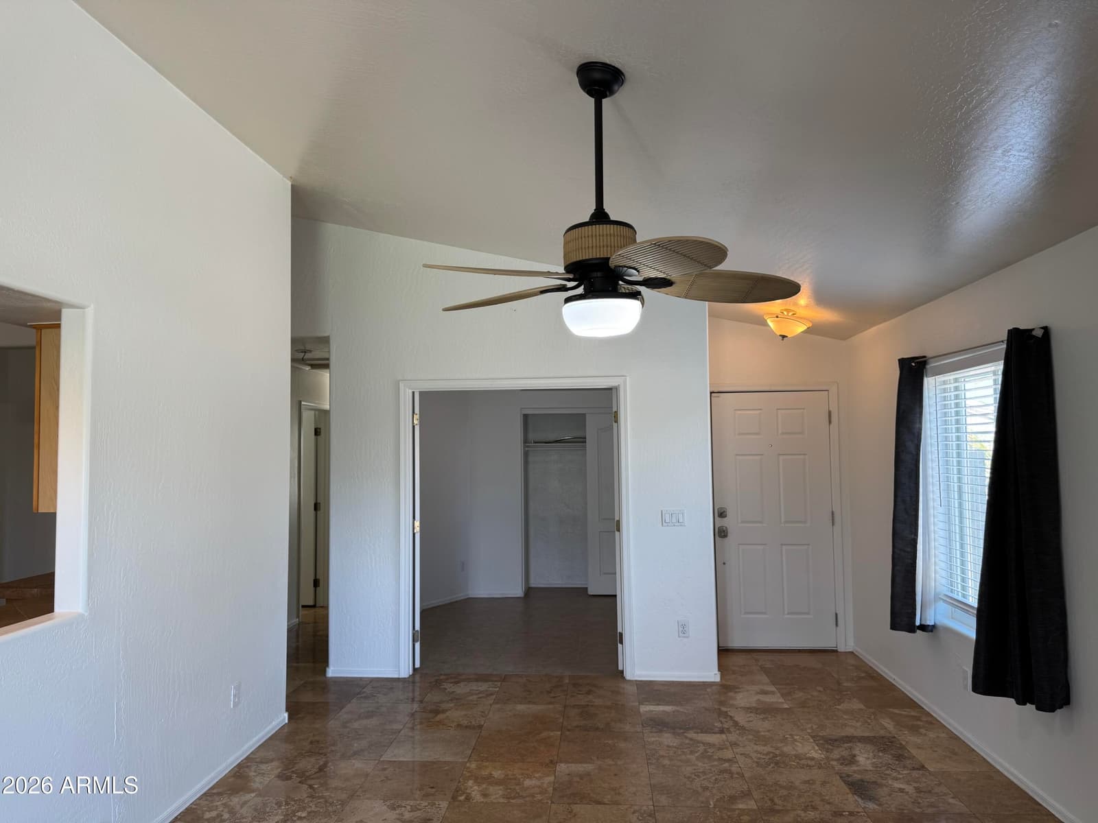 1041 W Saragosa Street, Chandler, AZ 85224 — photo 5 of 35