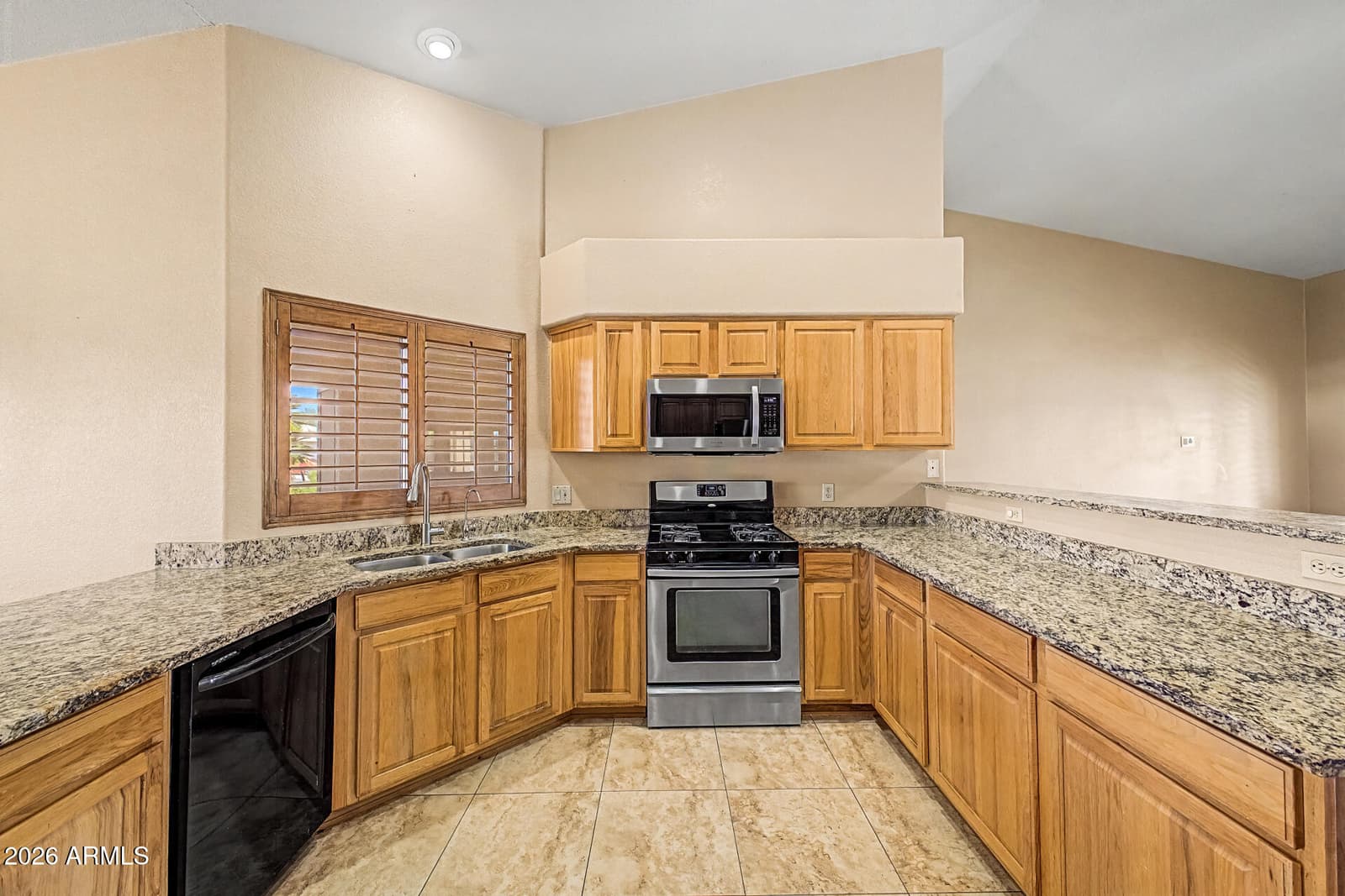 141 E Pebble Trail, Casa Grande, AZ 85122 — photo 13 of 41