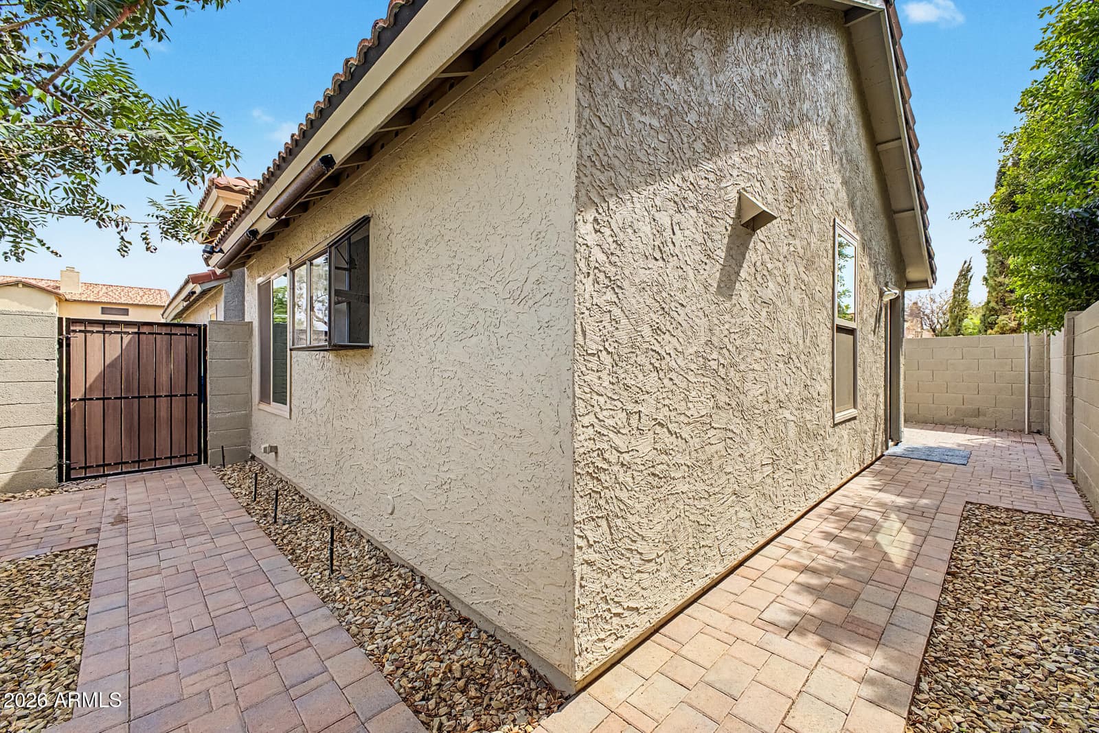 4407 E AMBERWOOD Drive, Phoenix, AZ 85048 — photo 36 of 41