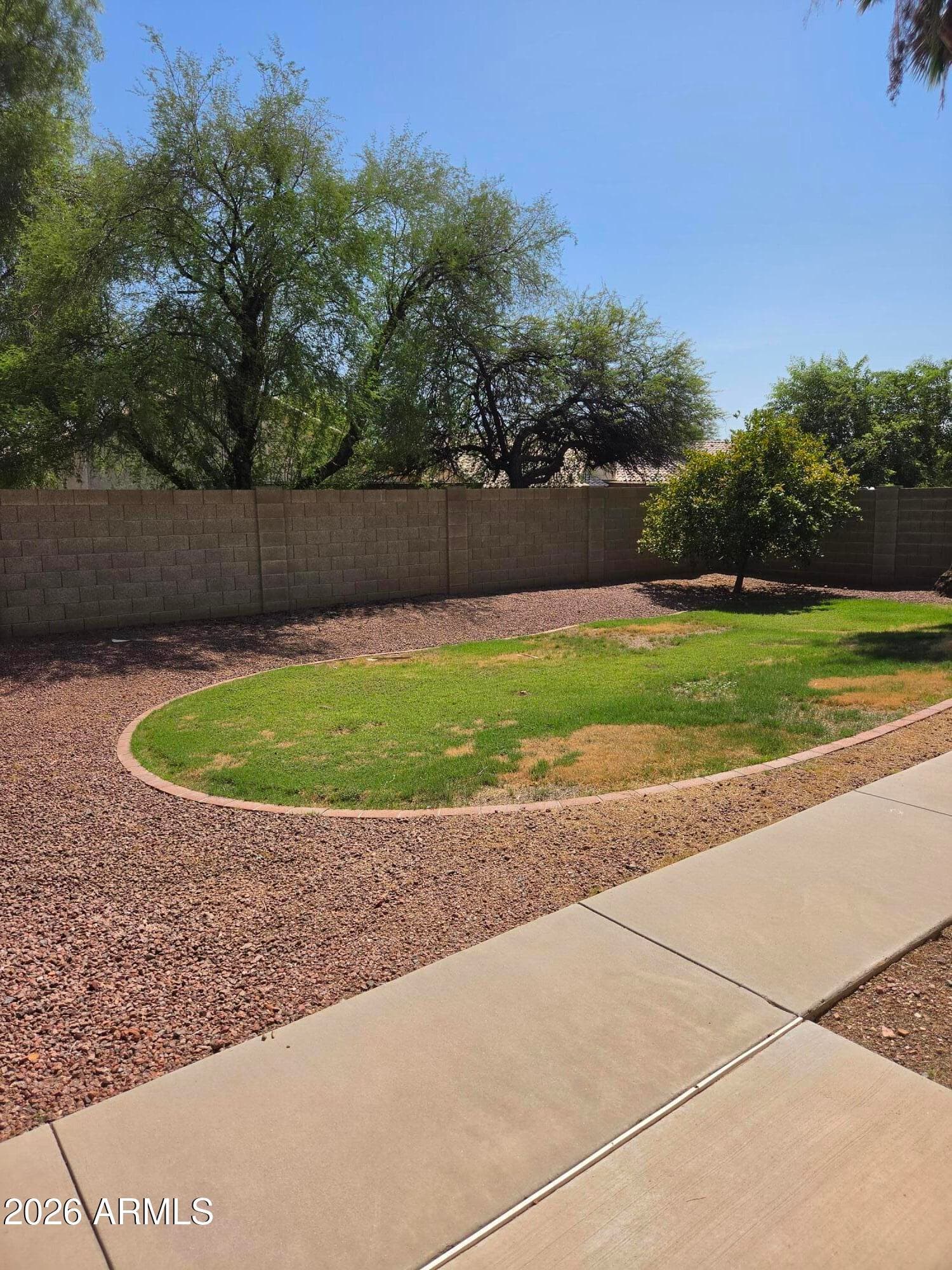 2925 E BLACKHAWK Drive, Phoenix, AZ 85050 — photo 17 of 19