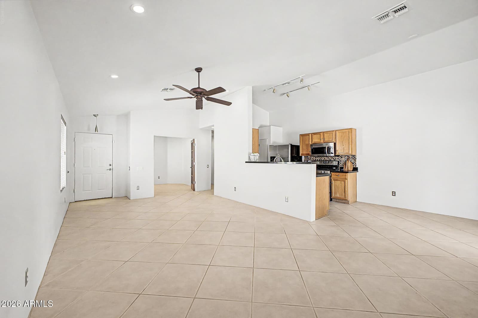 4040 N 14TH Place, Phoenix, AZ 85014 — photo 8 of 48