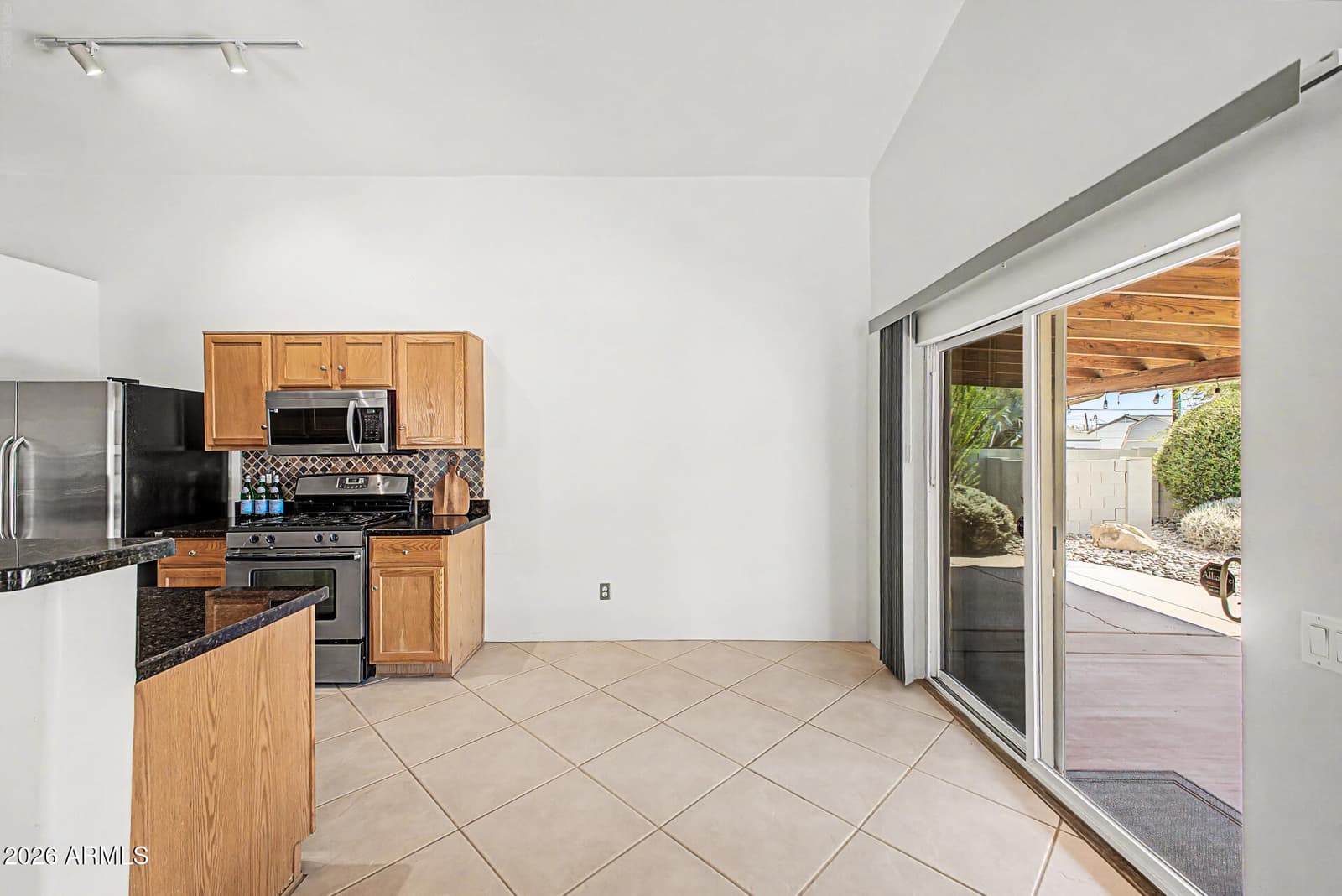 4040 N 14TH Place, Phoenix, AZ 85014 — photo 9 of 48