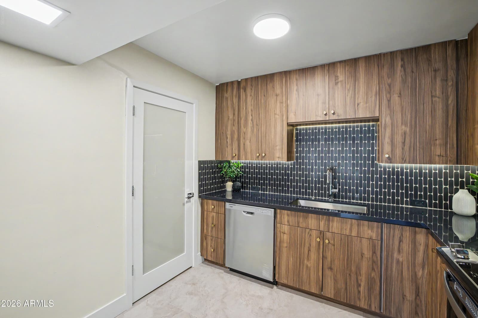 6502 N CENTRAL Avenue C101, Phoenix, AZ 85012 — photo 14 of 27