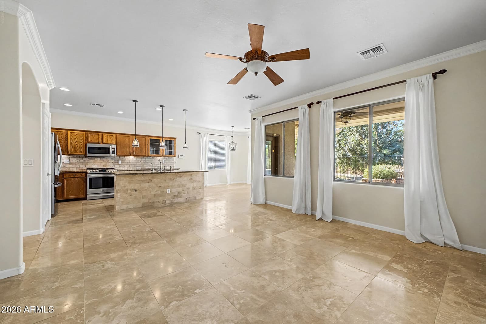 2094 E EBONY Drive, Chandler, AZ 85286 — photo 10 of 43