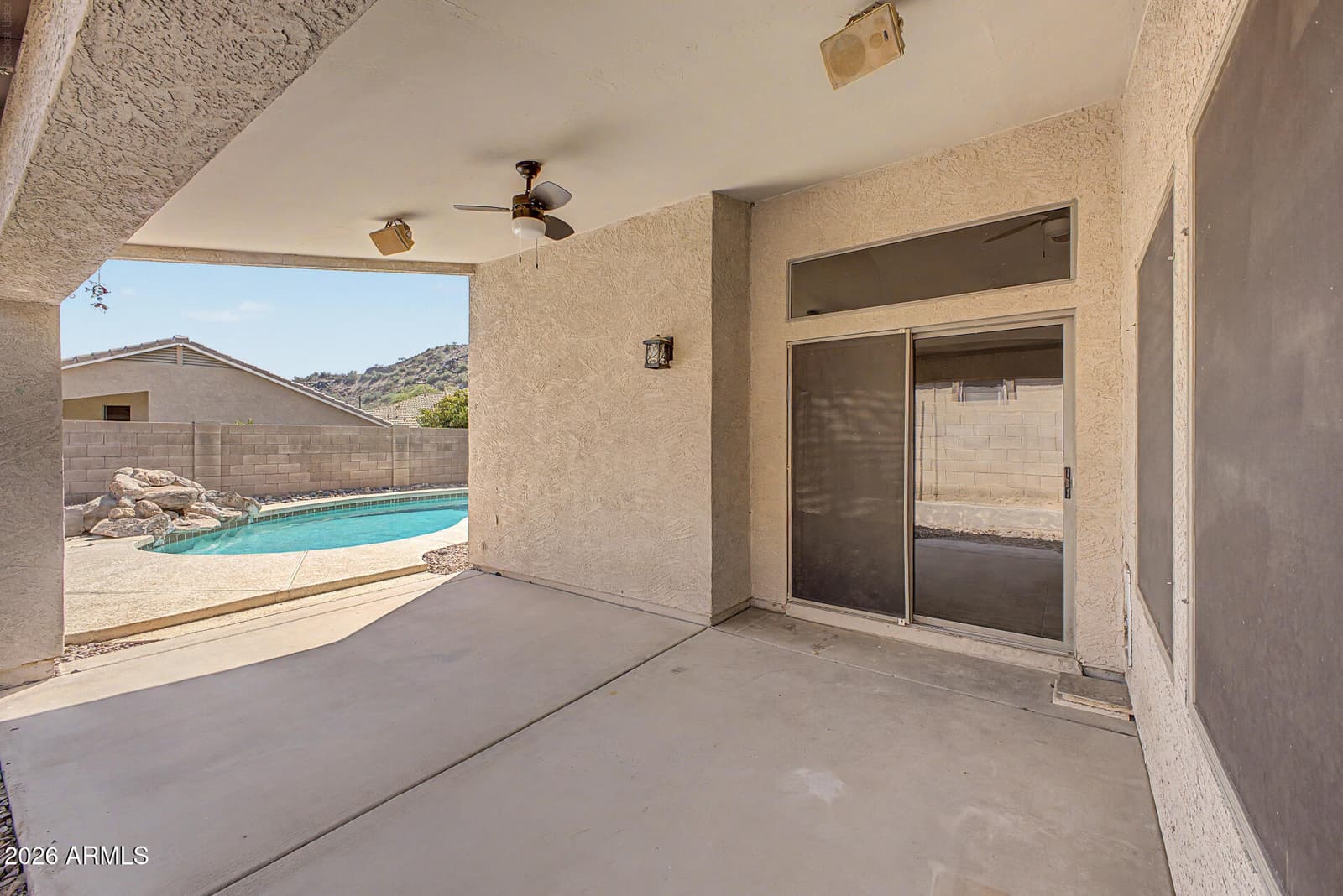 8965 E HILLVIEW Street, Mesa, AZ 85207 — photo 12 of 34