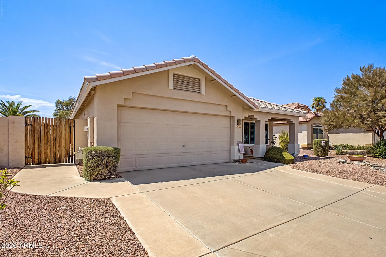 19160 N 116TH Lane, Surprise, AZ 85378 — photo 3 of 40