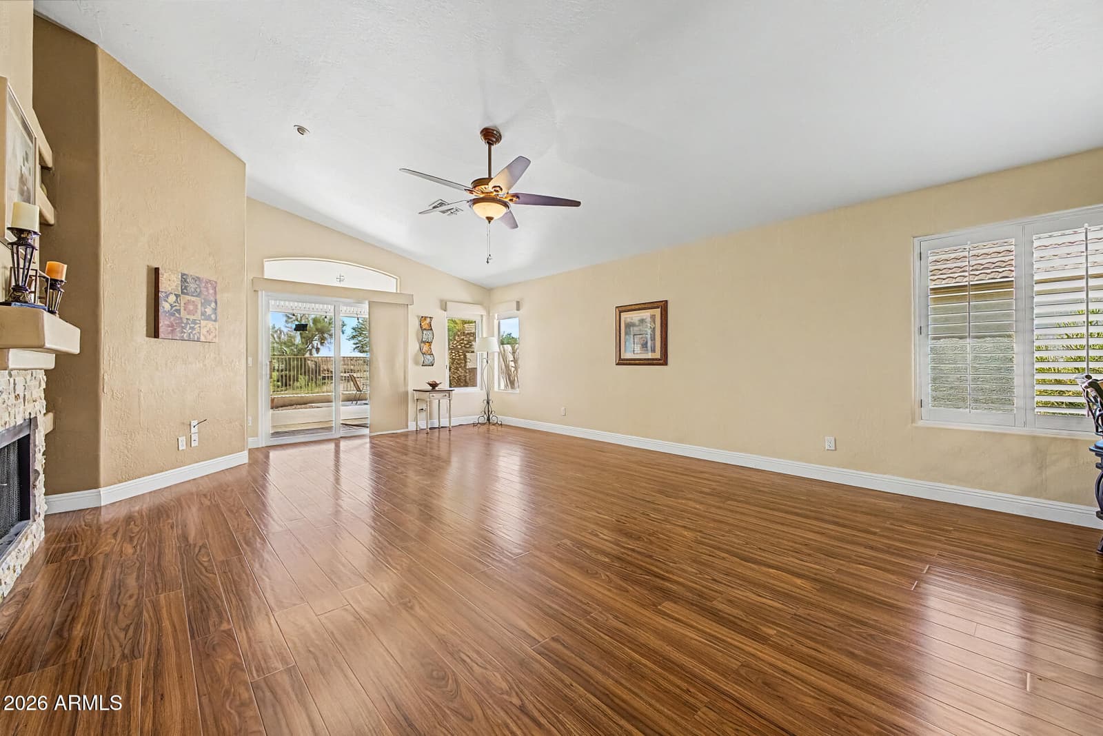 19160 N 116TH Lane, Surprise, AZ 85378 — photo 7 of 40