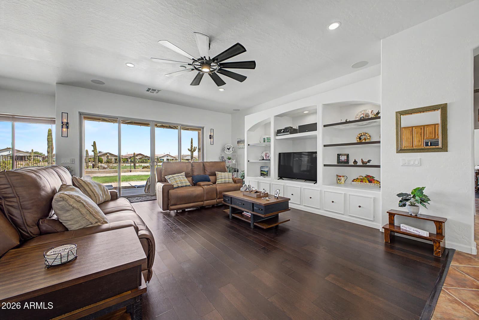 364 W STIRRUP Lane, San Tan Valley, AZ 85143 — photo 10 of 59