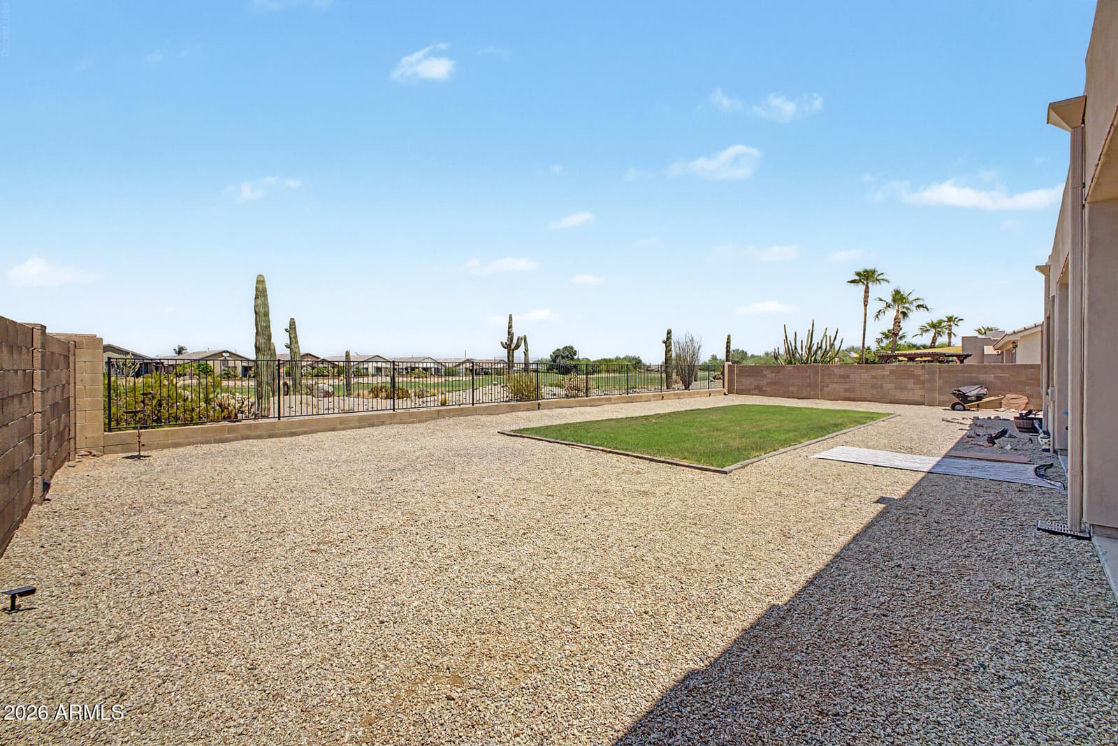 364 W STIRRUP Lane, San Tan Valley, AZ 85143 — photo 36 of 59