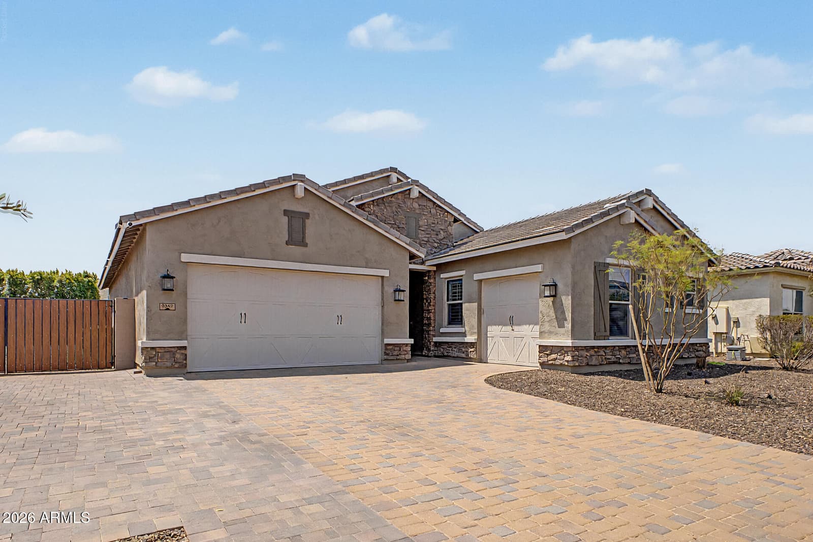 9349 W LOUISE Drive, Peoria, AZ 85383 — photo 4 of 61
