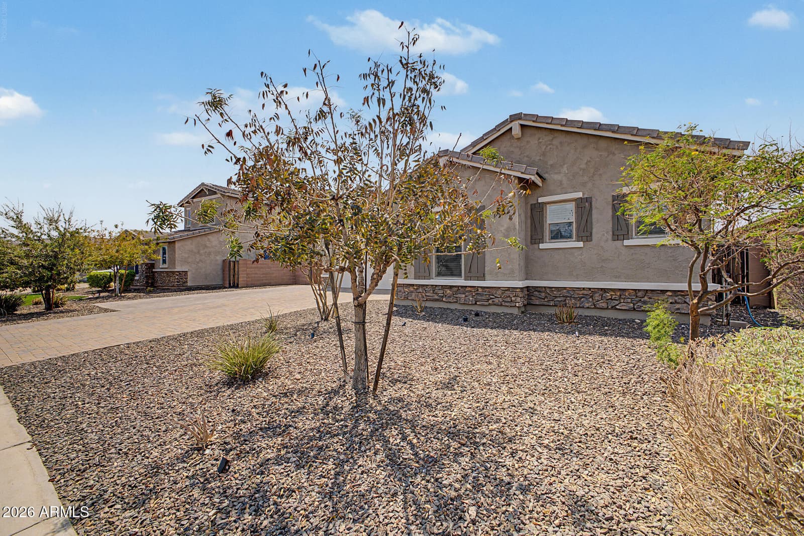 9349 W LOUISE Drive, Peoria, AZ 85383 — photo 5 of 61