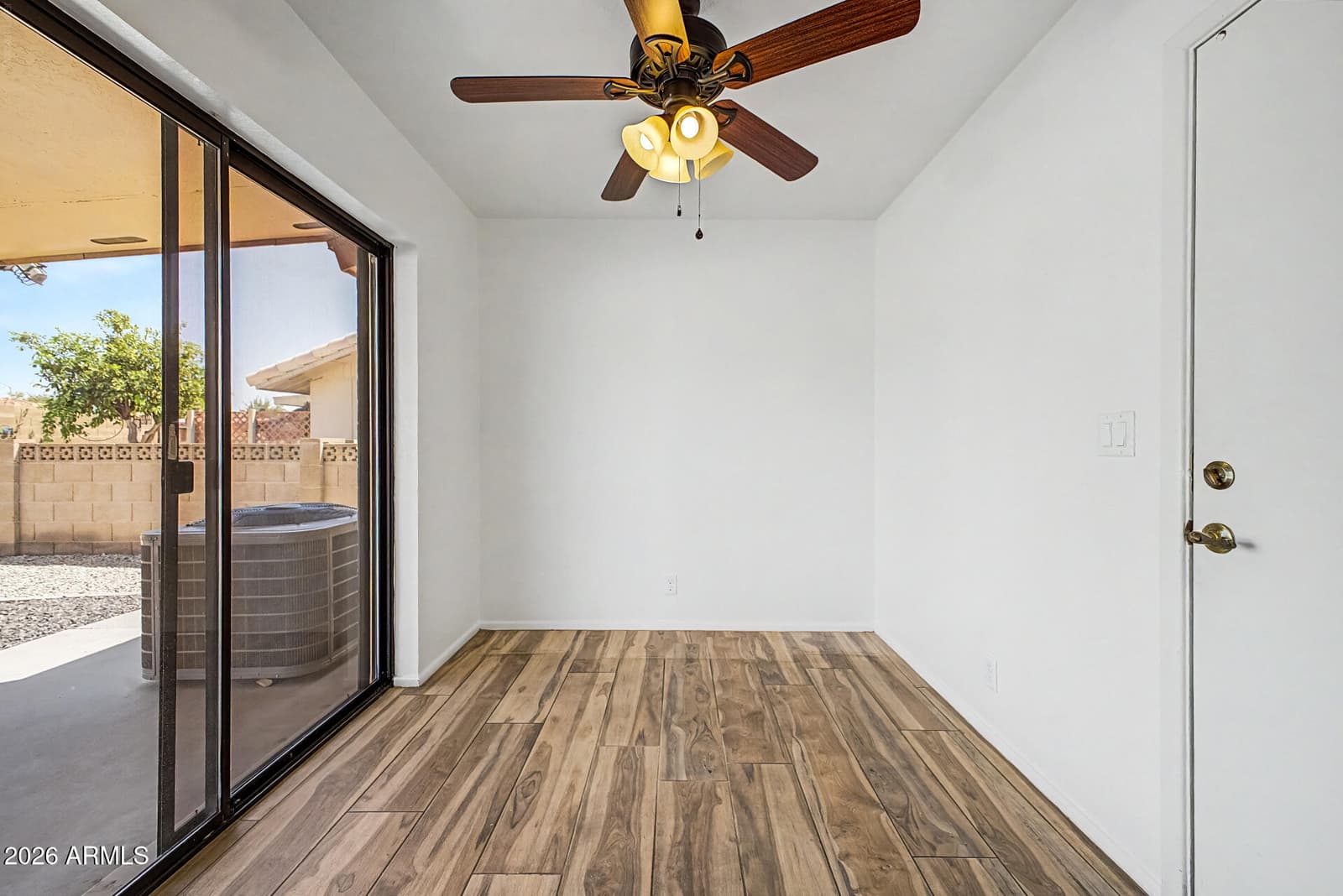 2557 S ZINNIA, Mesa, AZ 85209 — photo 17 of 90