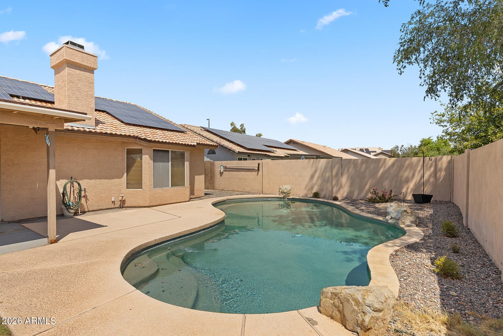 325 S GOLDEN KEY Drive, Gilbert, AZ 85233 — photo 26 of 32