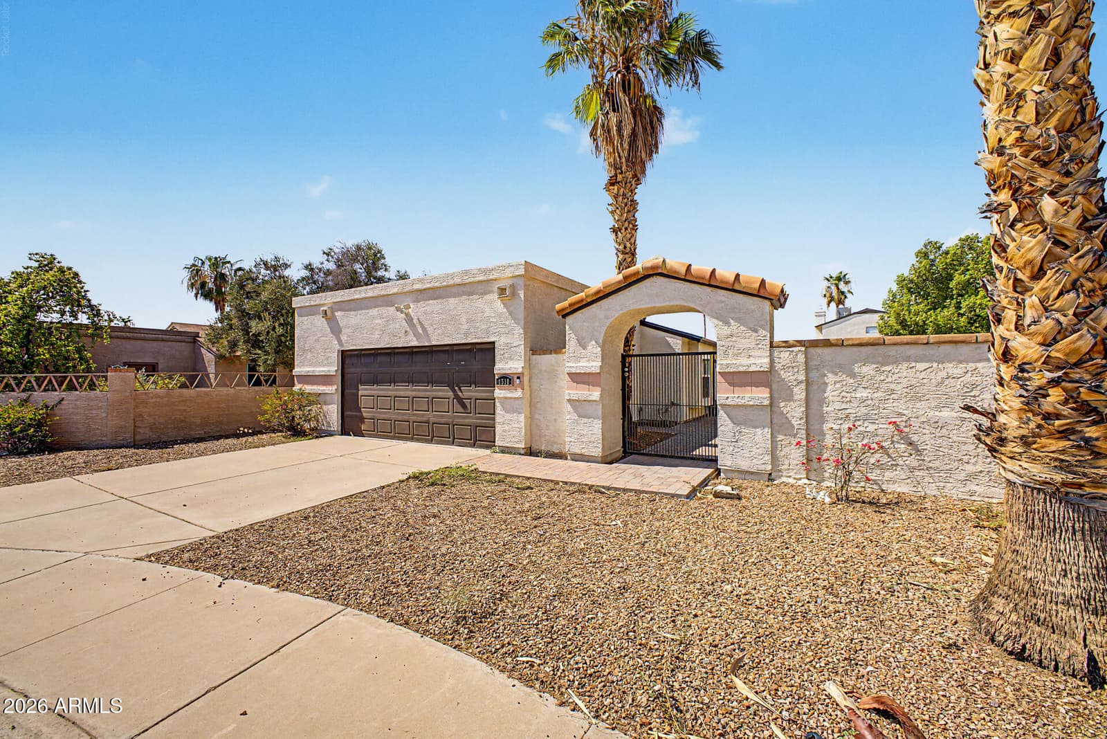 1510 E TARO Lane, Phoenix, AZ 85024 — photo 2 of 28