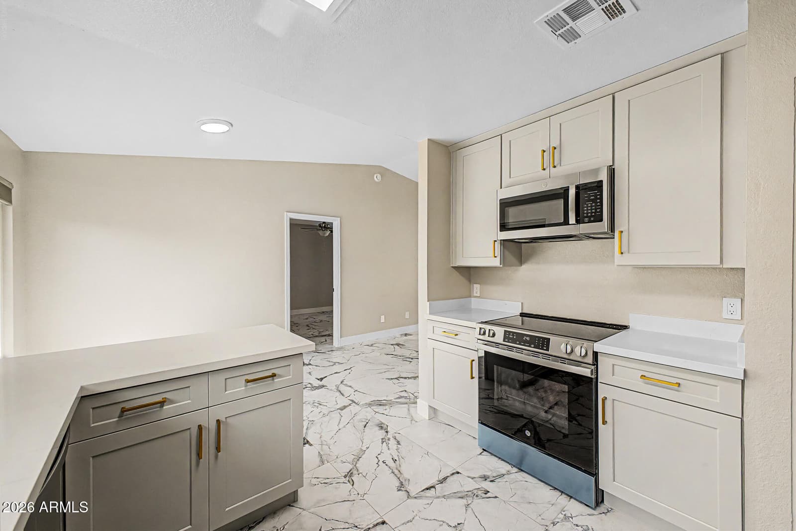 1510 E TARO Lane, Phoenix, AZ 85024 — photo 14 of 28
