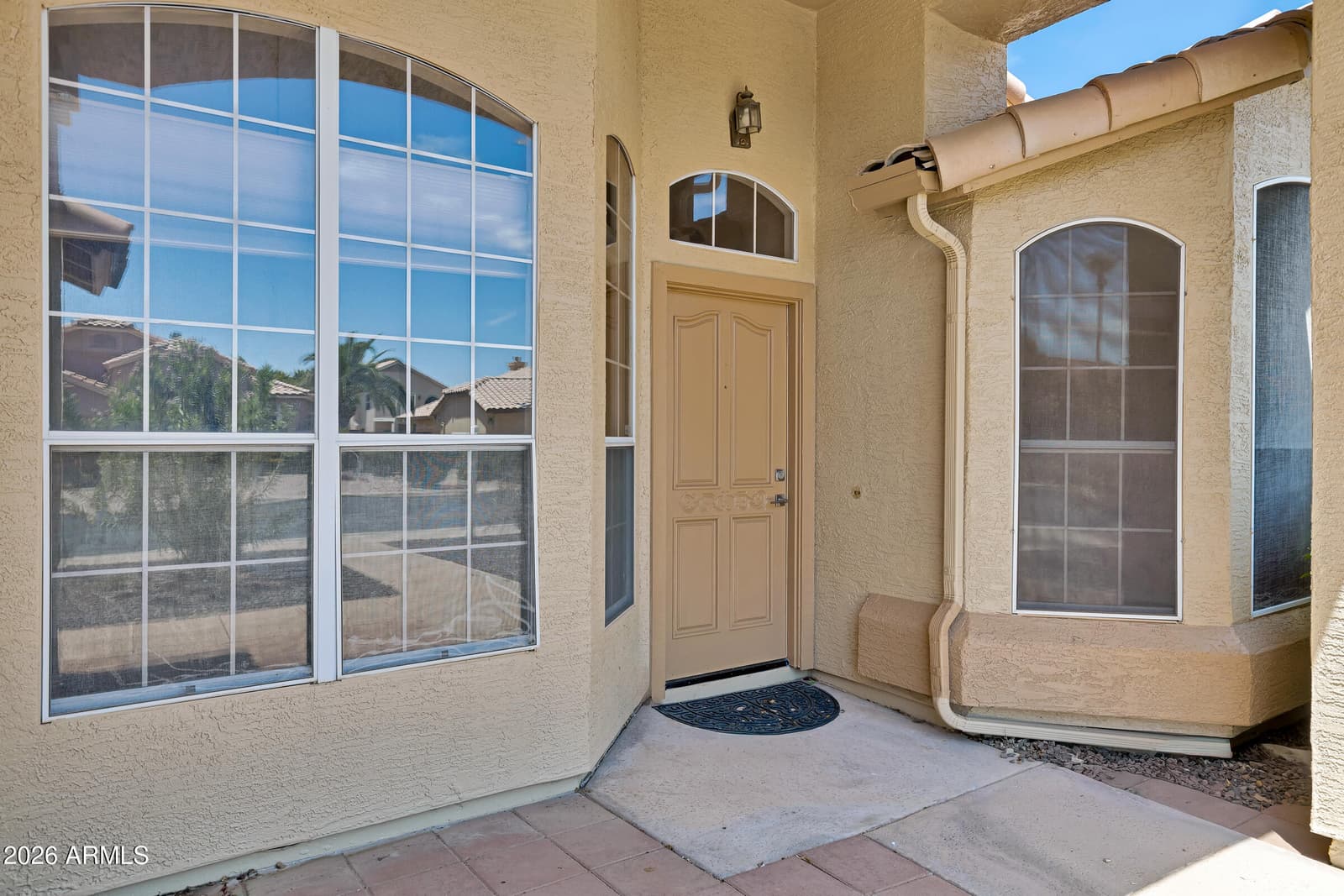 448 W MADERO Avenue, Mesa, AZ 85210 — photo 4 of 36