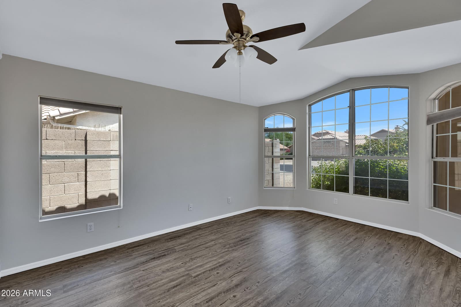 448 W MADERO Avenue, Mesa, AZ 85210 — photo 28 of 36