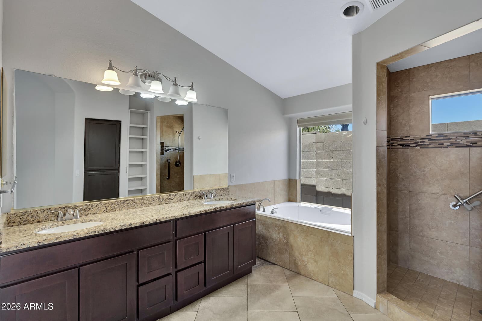 448 W MADERO Avenue, Mesa, AZ 85210 — photo 35 of 36