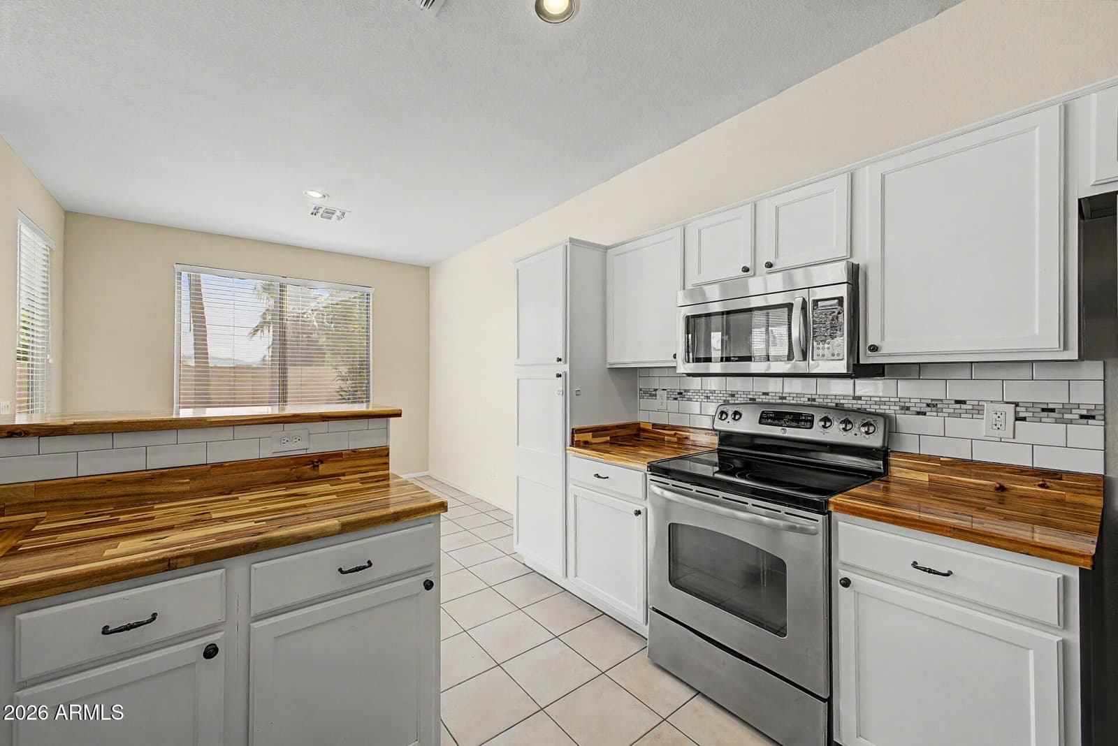 1819 W Nighthawk Way, Phoenix, AZ 85045 — photo 1 of 30