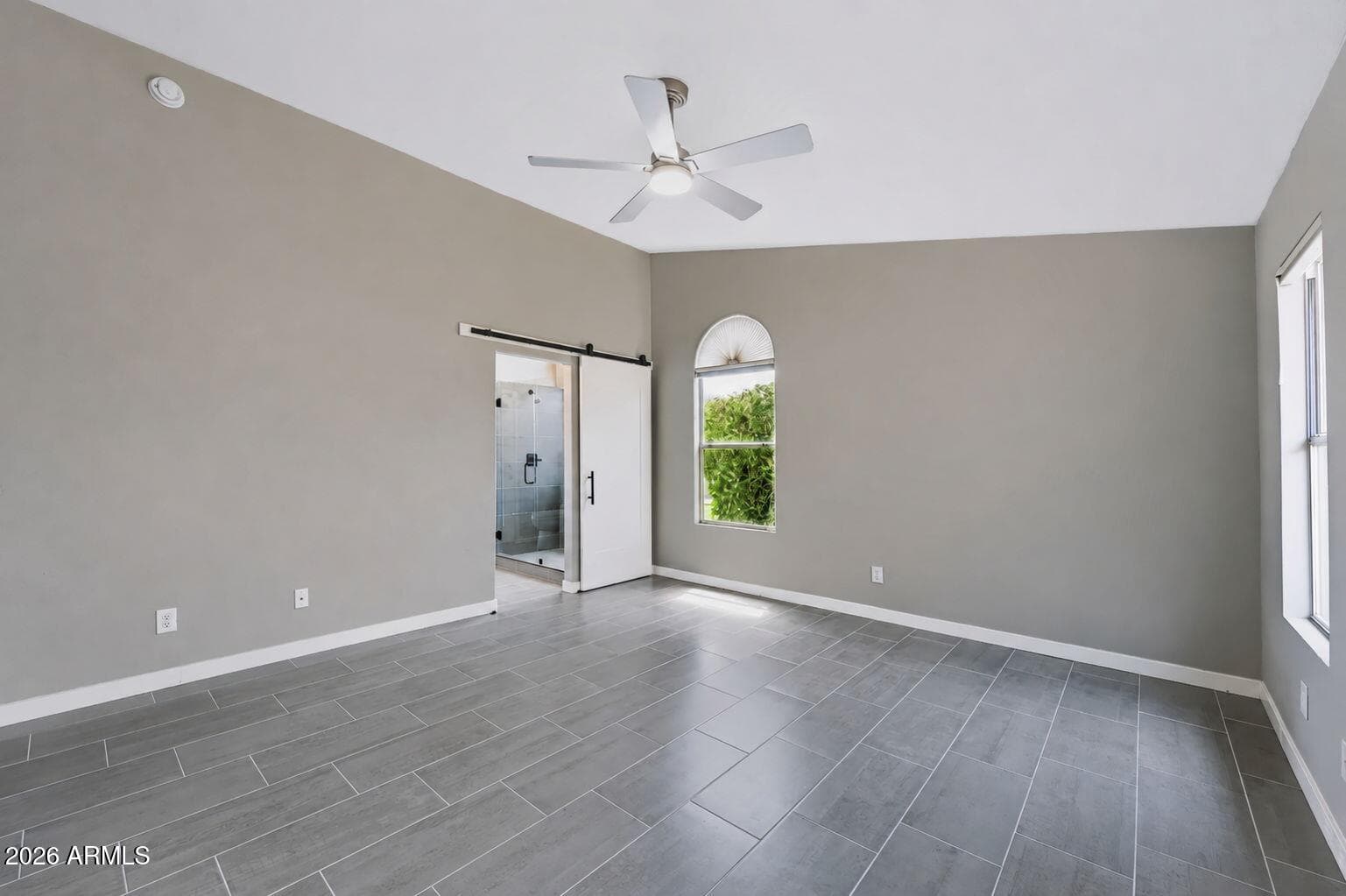 2243 E ROBIN Lane, Phoenix, AZ 85024 — photo 25 of 40