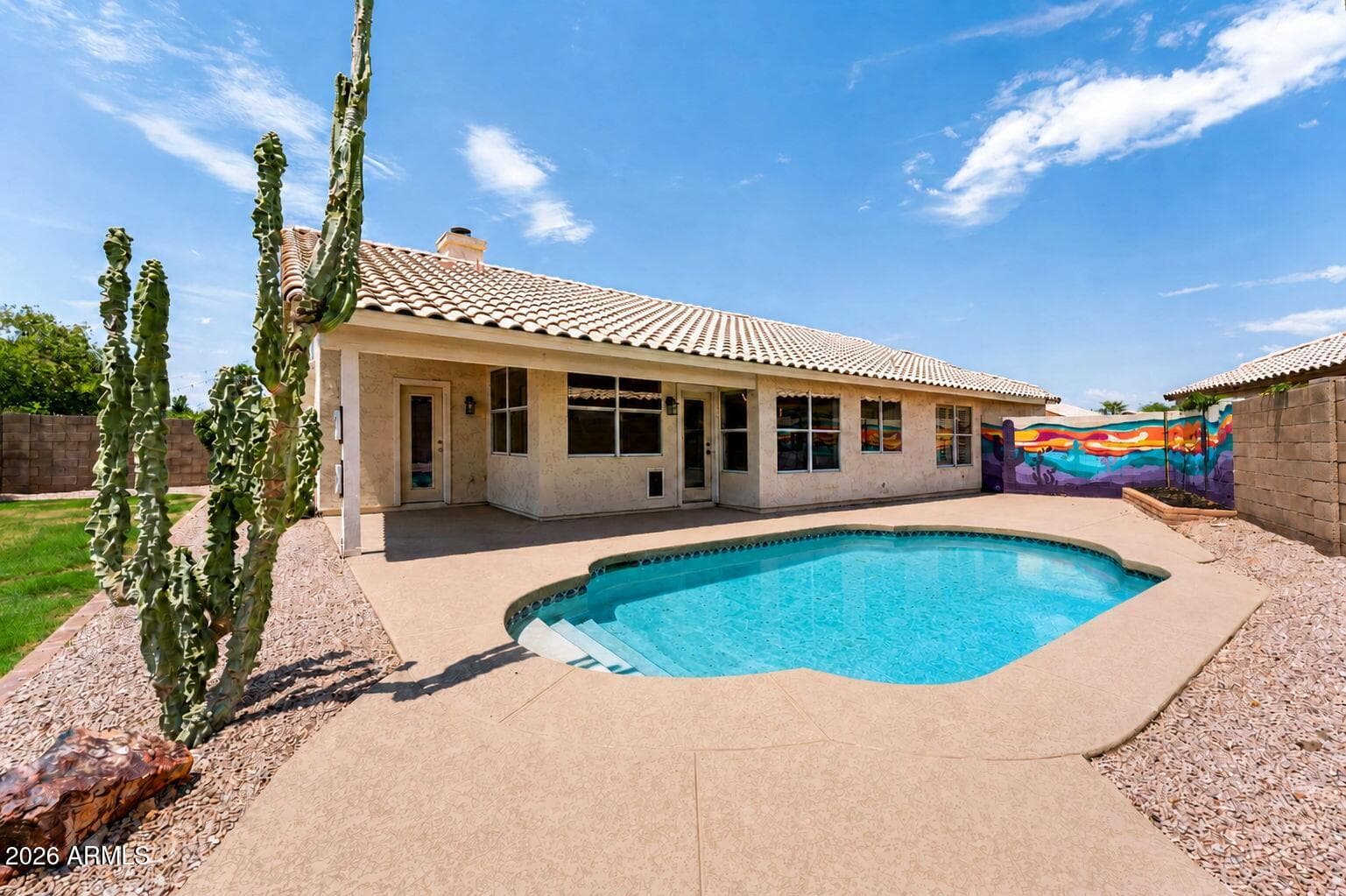 2243 E ROBIN Lane, Phoenix, AZ 85024 — photo 35 of 40