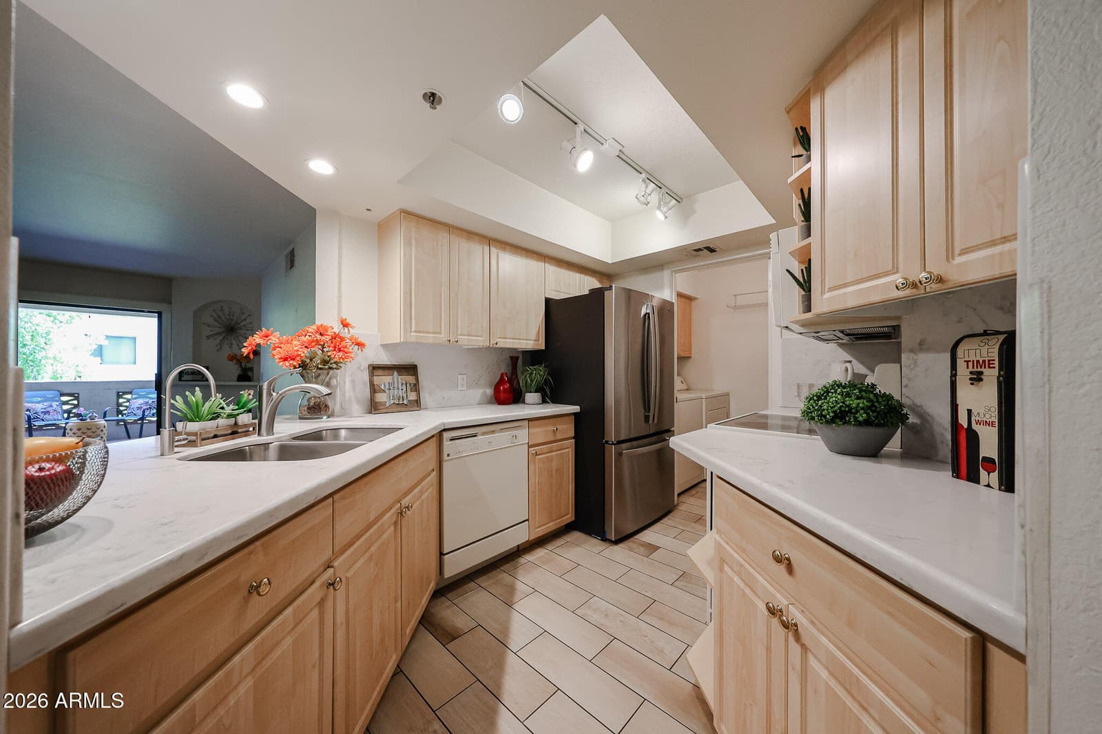 5104 N 32ND Street 343, Phoenix, AZ 85018 — photo 3 of 72