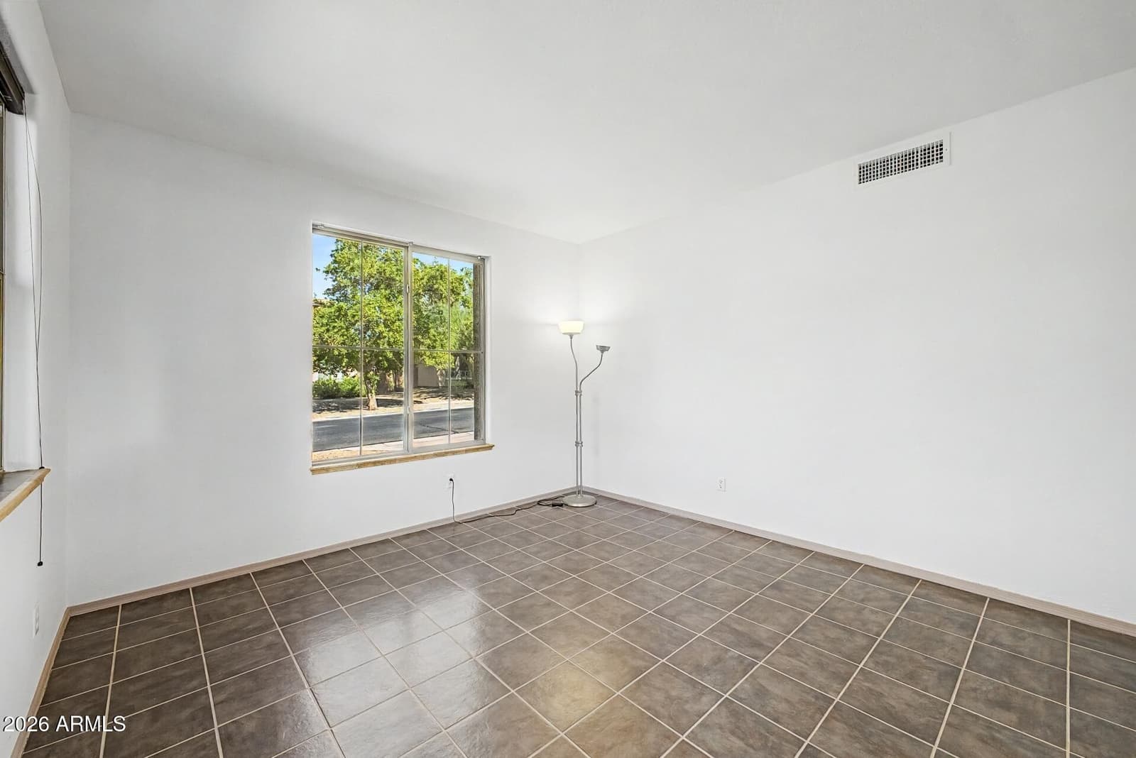 8218 S 23RD Place, Phoenix, AZ 85042 — photo 28 of 37
