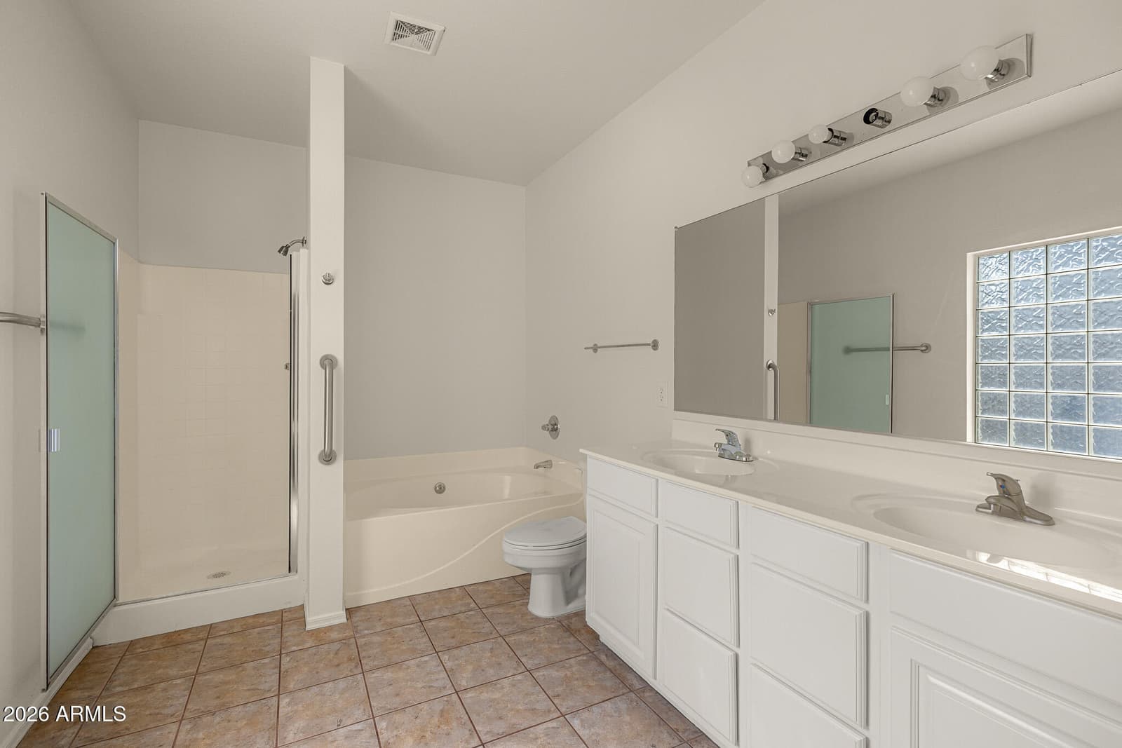 1226 E GWEN Street, Phoenix, AZ 85042 — photo 9 of 23