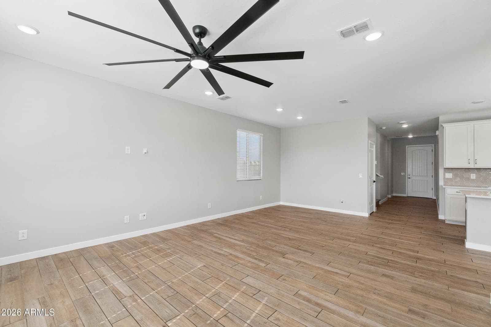 10220 N 49TH Avenue, Glendale, AZ 85302 — photo 14 of 41