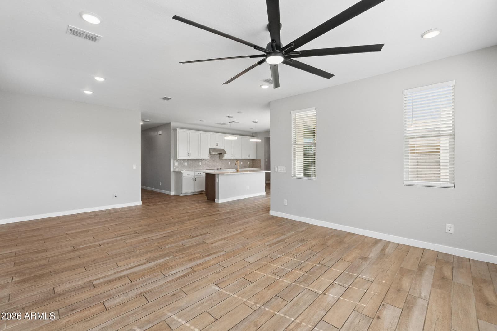 10220 N 49TH Avenue, Glendale, AZ 85302 — photo 16 of 41
