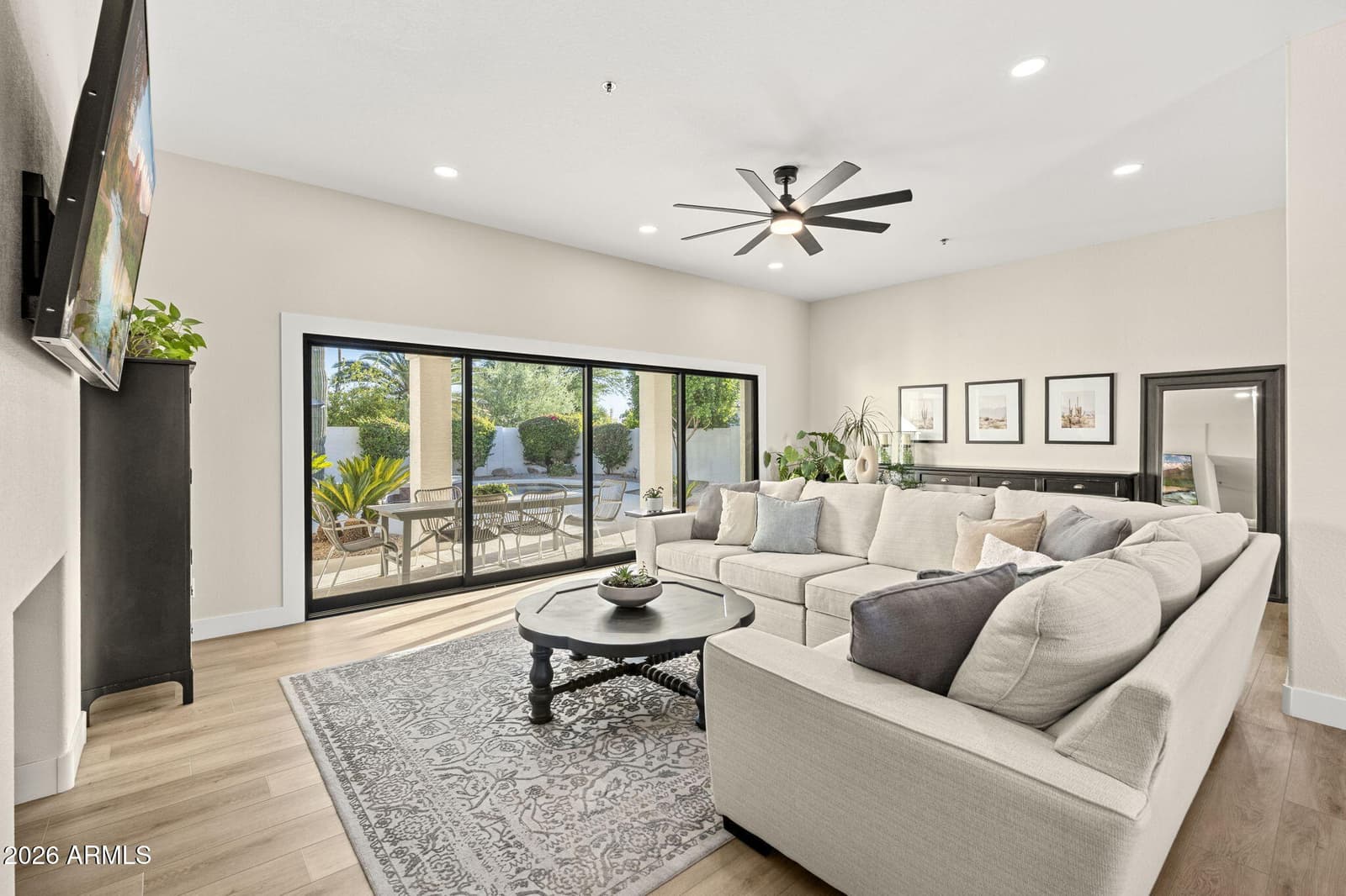 10945 E SAN SALVADOR Drive, Scottsdale, AZ 85259 — photo 9 of 35