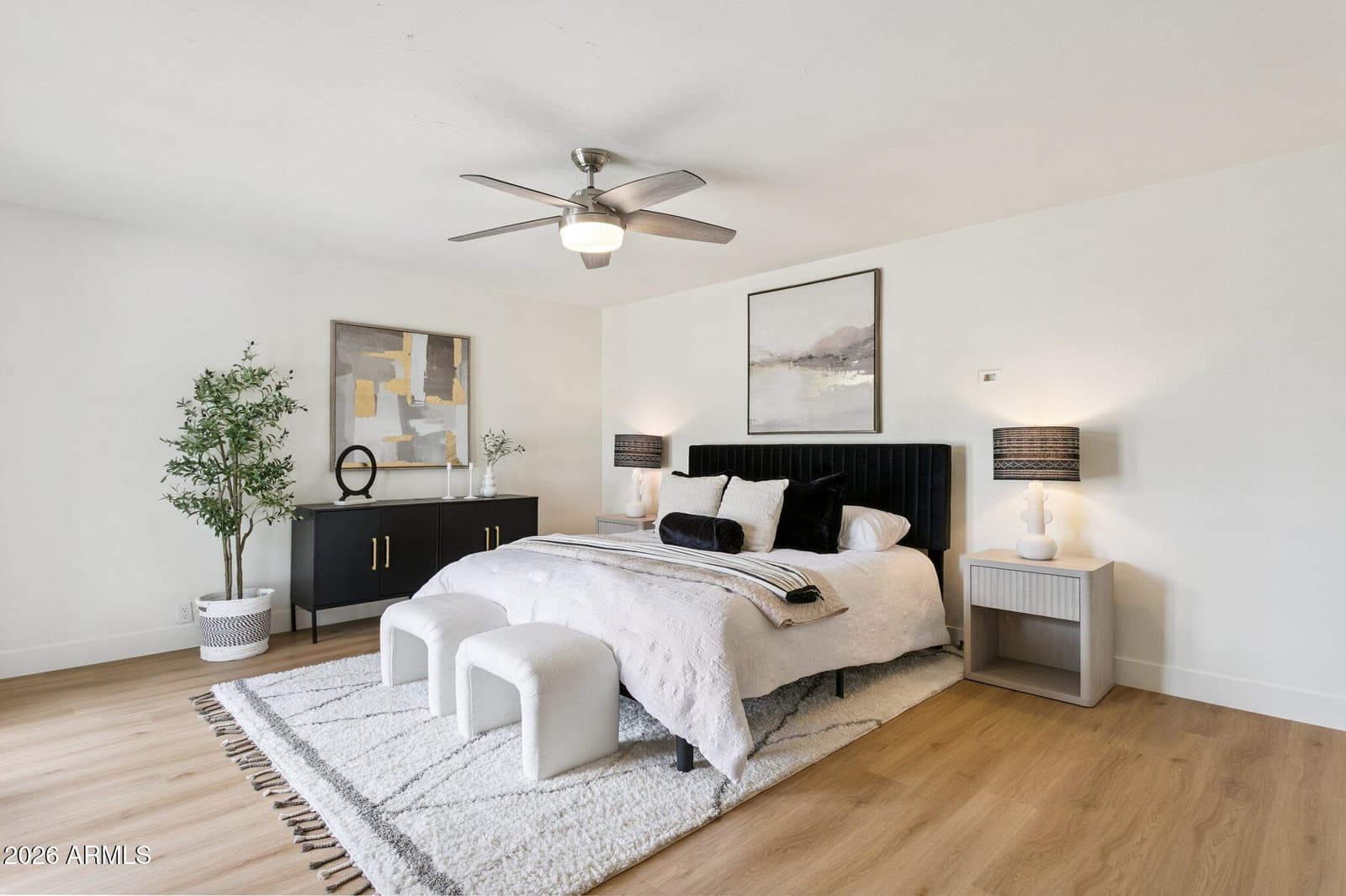7827 E MORELAND Street, Scottsdale, AZ 85257 — photo 17 of 30