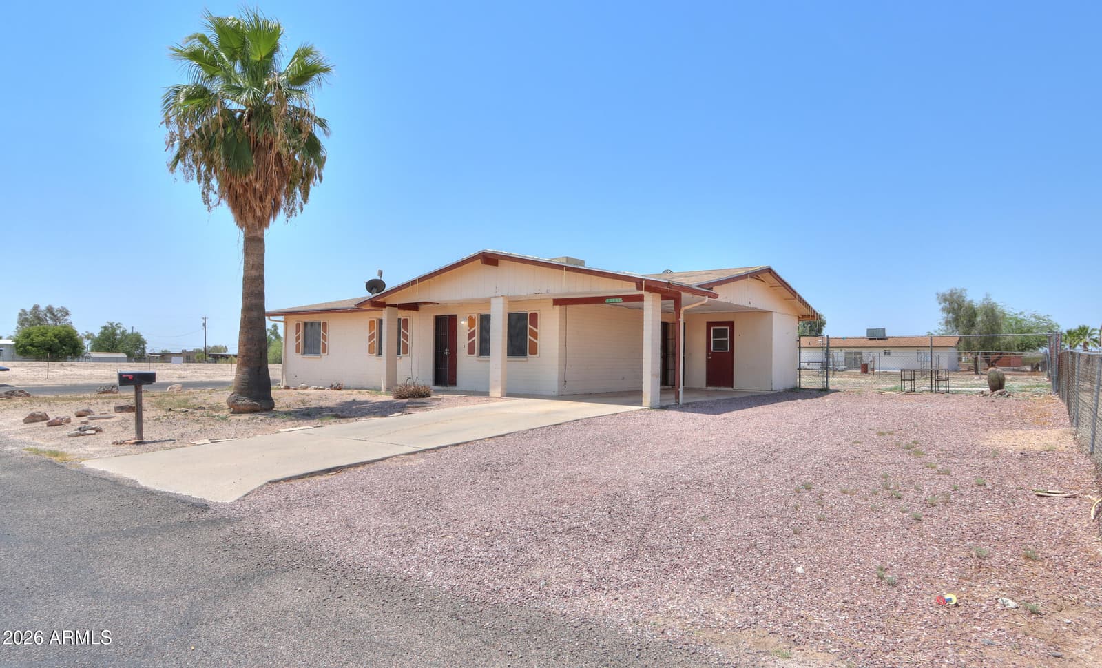 10532 N ARAPAHO Drive, Casa Grande, AZ 85122 — photo 4 of 31