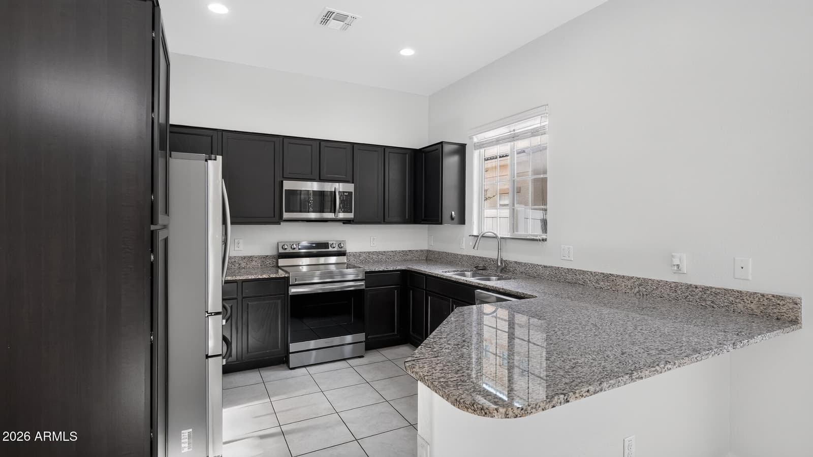 1367 S COUNTRY CLUB Drive 1098, Mesa, AZ 85210 — photo 4 of 17