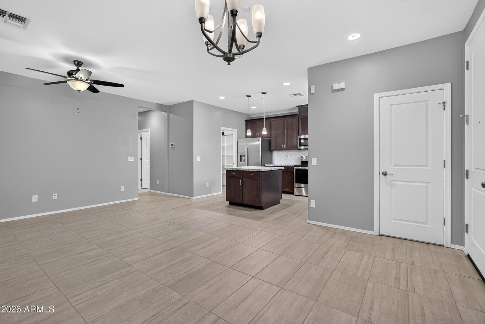 14870 W ENCANTO Boulevard 1115, Goodyear, AZ 85395 — photo 6 of 38