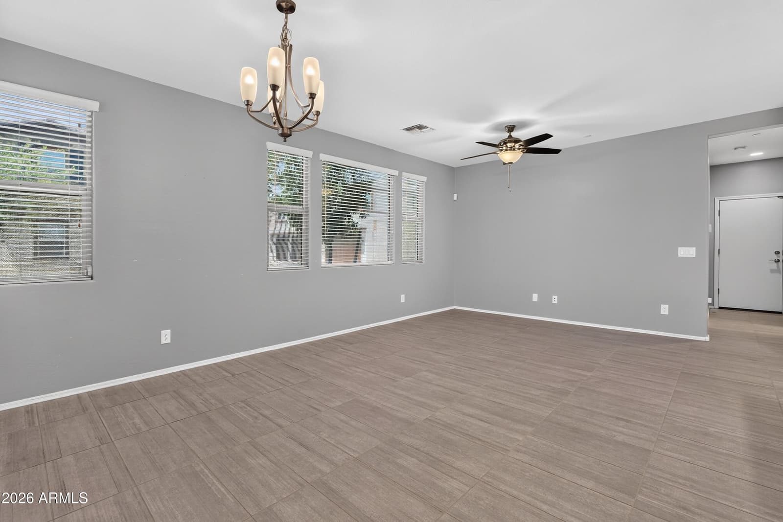 14870 W ENCANTO Boulevard 1115, Goodyear, AZ 85395 — photo 5 of 38