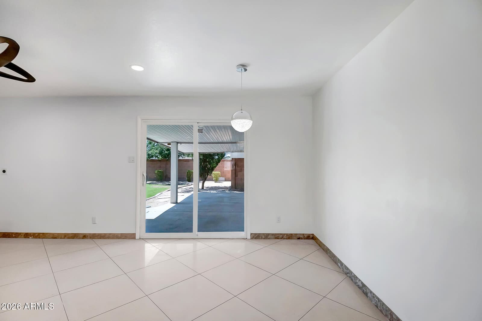 3431 W COUNTRY GABLES Drive, Phoenix, AZ 85053 — photo 11 of 24