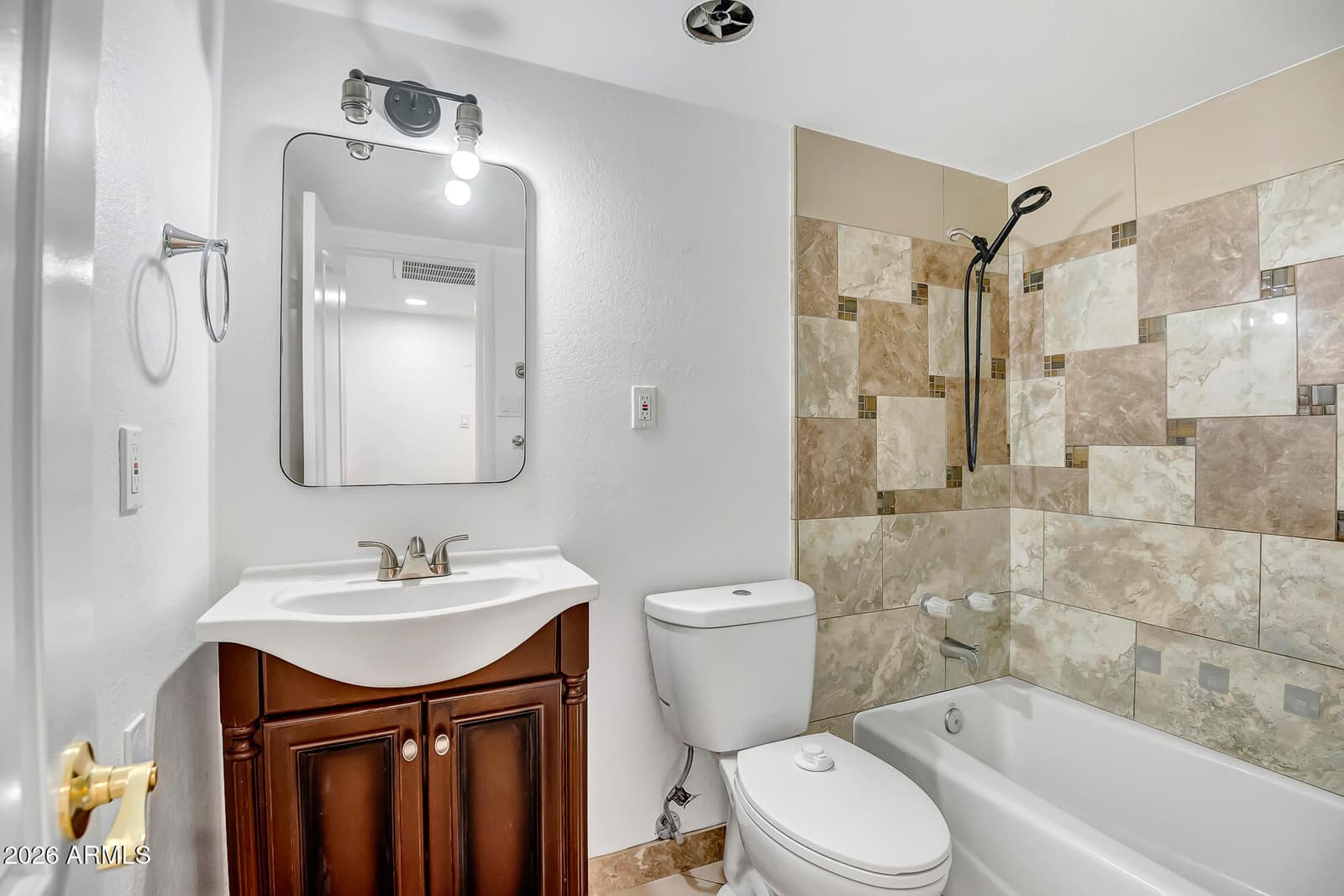 3431 W COUNTRY GABLES Drive, Phoenix, AZ 85053 — photo 21 of 24