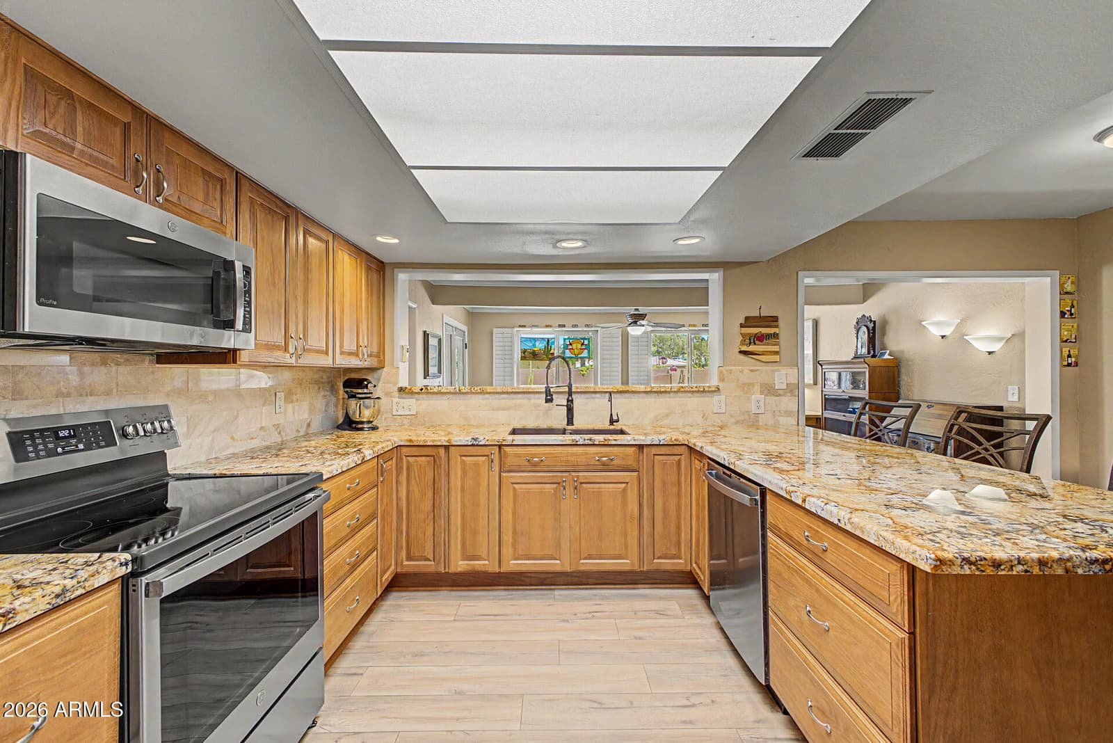 26017 S NEW TOWN Drive, Sun Lakes, AZ 85248 — photo 12 of 24