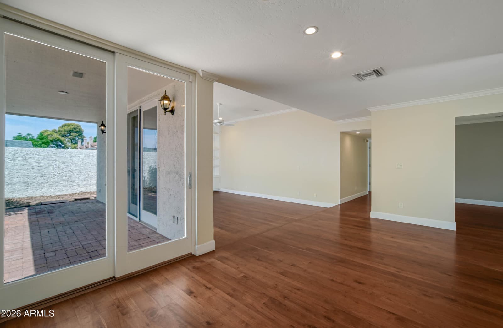4818 N 35TH Place, Phoenix, AZ 85018 — photo 11 of 37