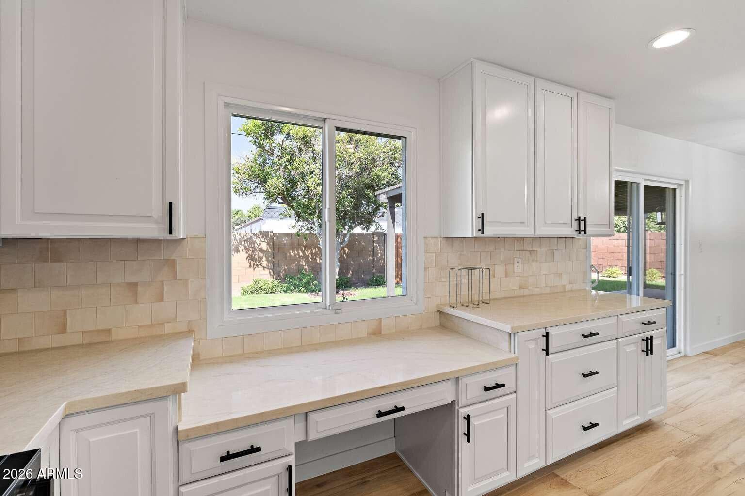 7608 N 18TH Avenue, Phoenix, AZ 85021 — photo 14 of 49