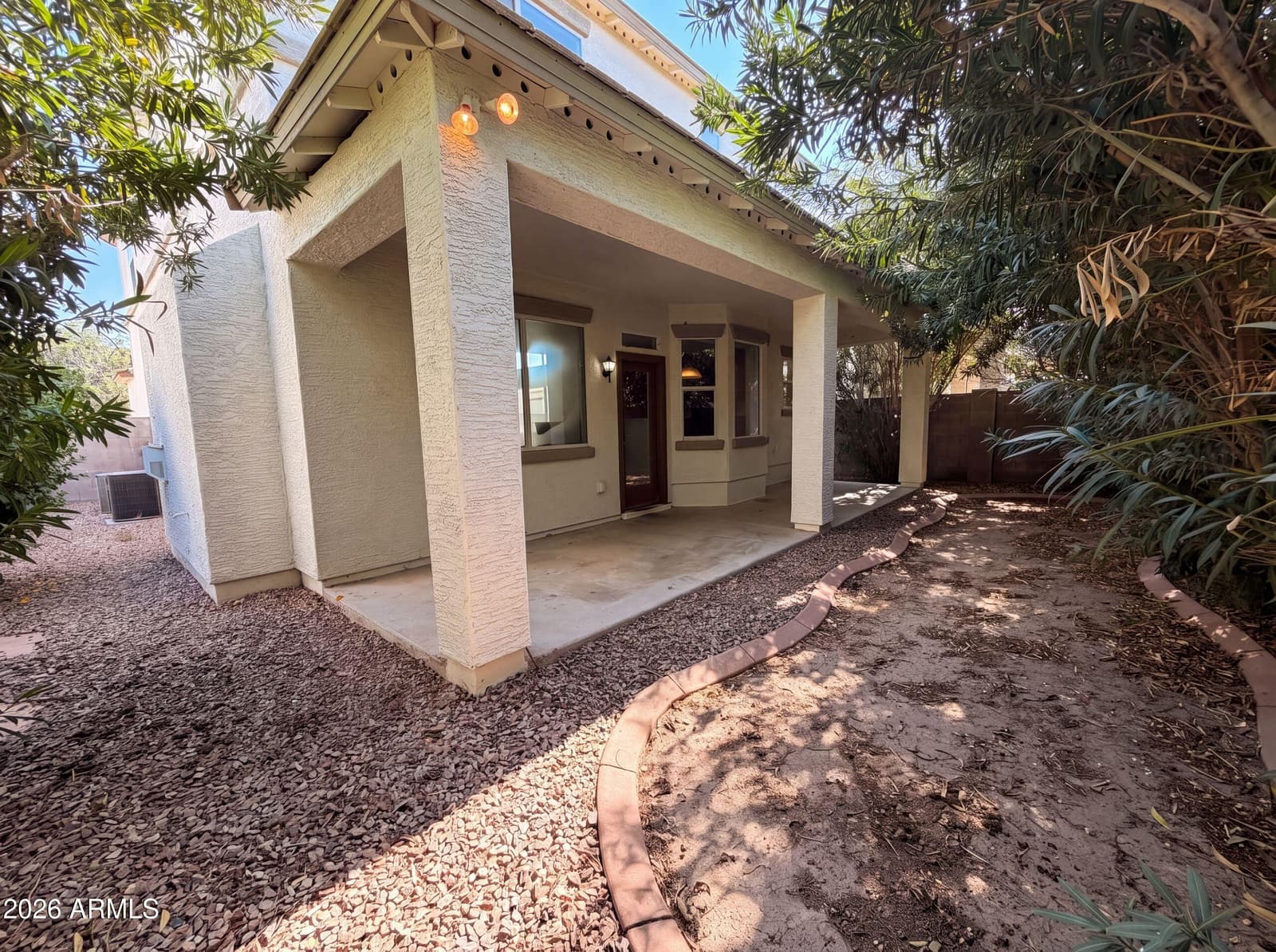 1214 E FRANCES Lane, Gilbert, AZ 85295 — photo 5 of 32