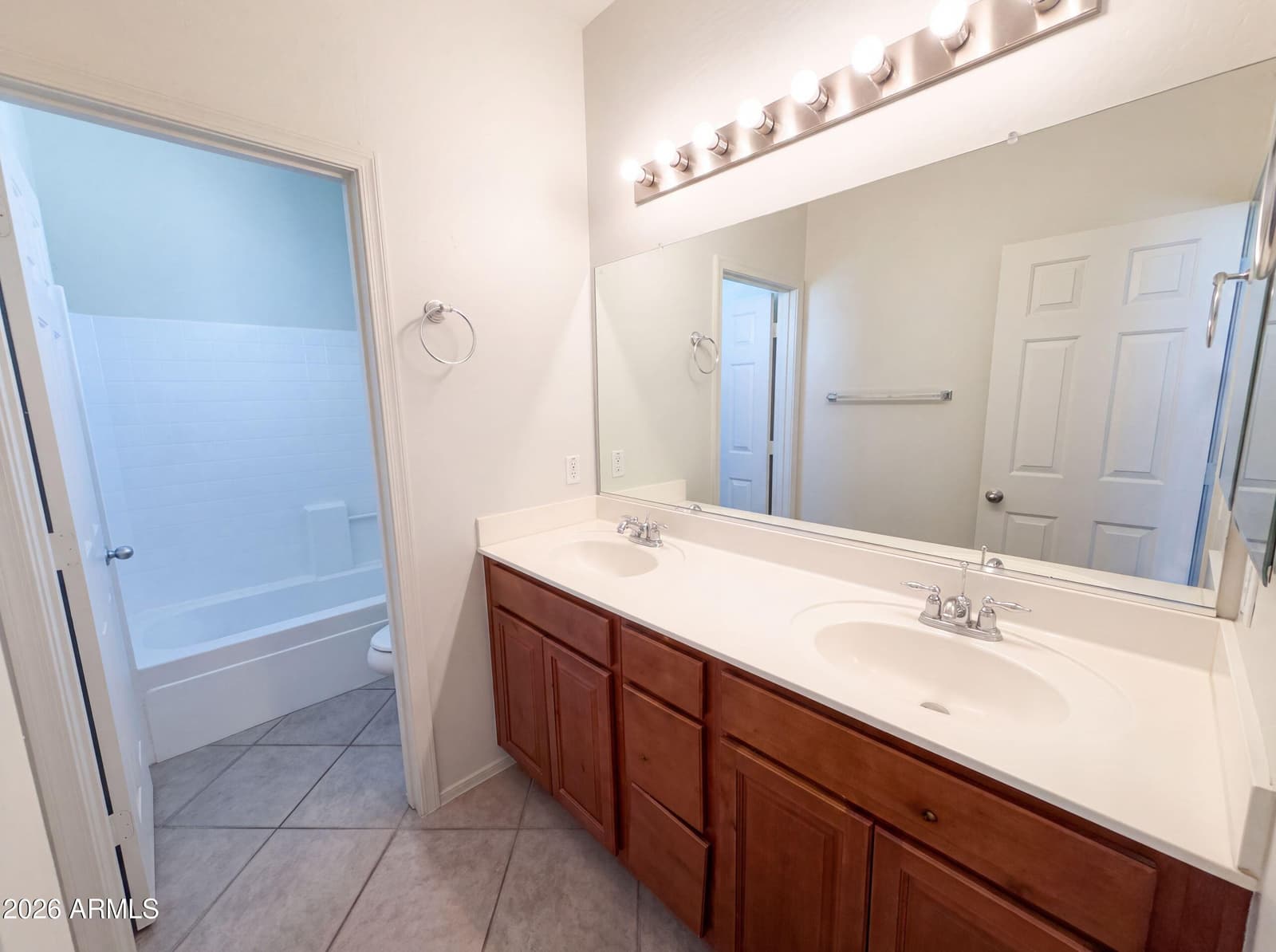 1214 E FRANCES Lane, Gilbert, AZ 85295 — photo 19 of 32