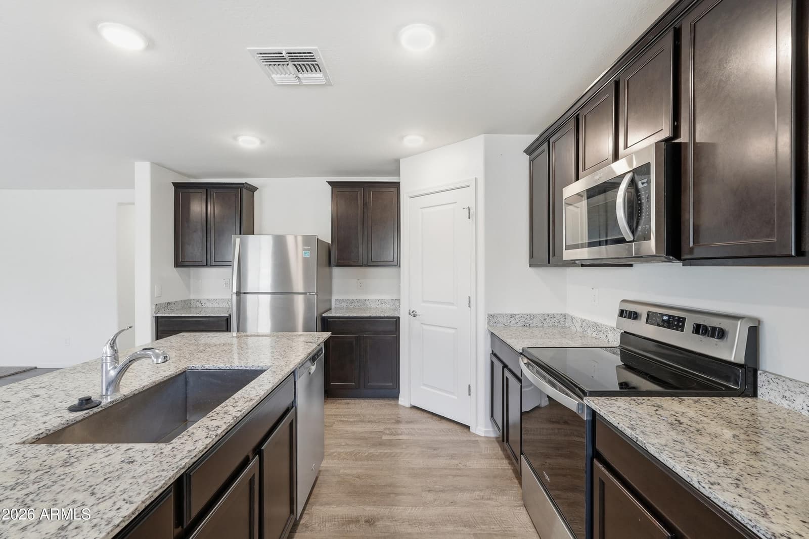 1552 E DEMAIN Drive, Casa Grande, AZ 85122 — photo 11 of 32