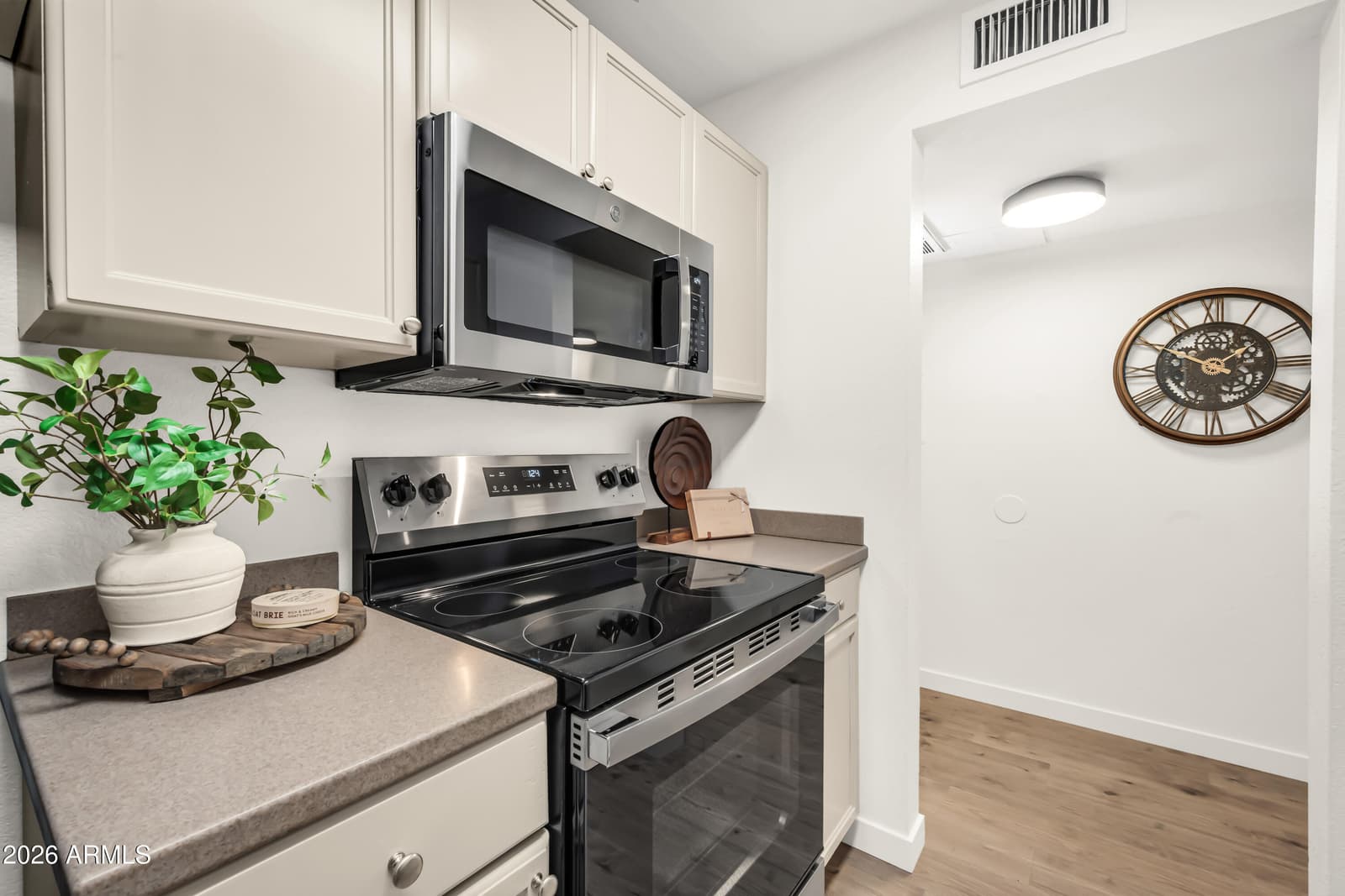 7550 N 12TH Street 124, Phoenix, AZ 85020 — photo 10 of 22